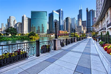 Sidewalk Along The River Chicago Usa Wallpapers Hd Desktop And