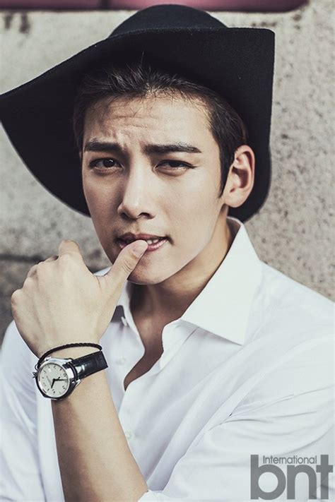 He seems to be physically clingy to her somehow lmao. Actor Ji Chang Wook Says He Turned Down an Offer to Appear ...