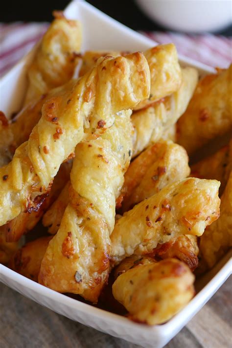 Super Easy Puff Pastry Cheese Twists Recipe Easy Puff Pastry