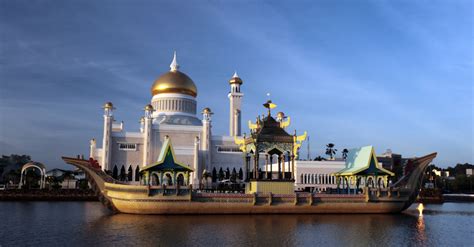 Brunei darussalam international scholarship will cover almost all the expenses during the study in brunie. Kurikulum Di Brunei Darussalam - My Story...: Hujung ...