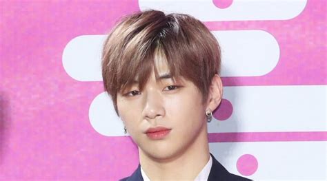 Diisukan Minta Putus Kontrak Kang Daniel Ngaku Tengah Berselisih Dengan Agensi