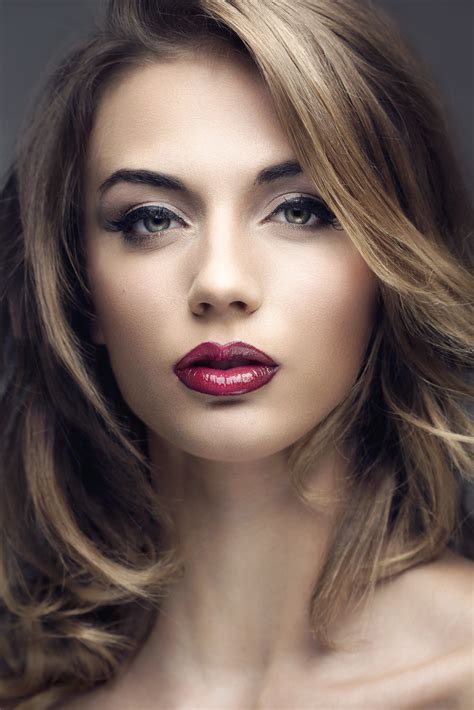 ModelMayhem Com RAW Beauty Face Shoot Nude Lips Eyeliner