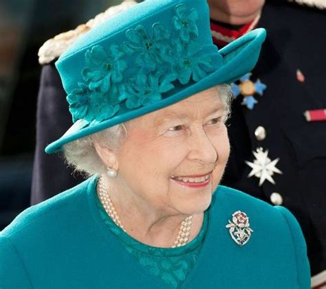 Why Our Loyal And Loving Queen Will Never Abdicate Our Monarchs Vow To Her Job For Life