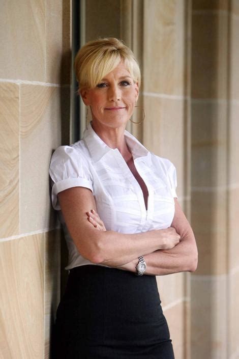 Erin Brockovich Arrestata Guidava Una Barca Ubriaca