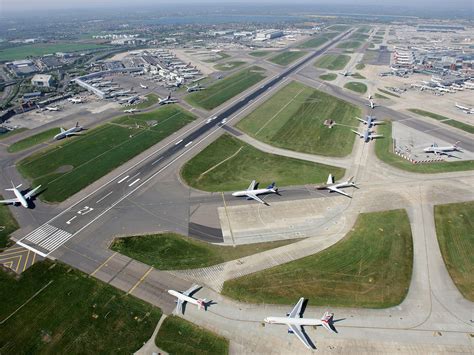 Uk Supports New Runway For Heathrow Airport London Uk Today News