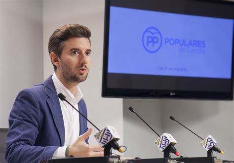 Moción de censura constructiva — la denominada moción de censura constructiva (en alemán: El PP asegura que lo que dice Ciro Palmer sobre la moción ...