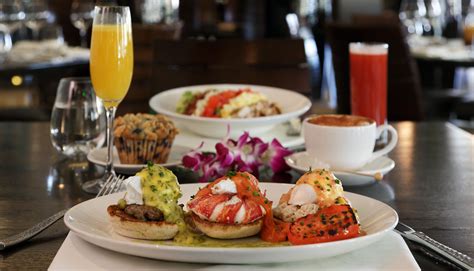 Beef tenderloin, which gets cut from the cow's loin, contains the filet mignon. BENEDICT TRIO - Beef Tenderloin Benedict with Béarnaise ...