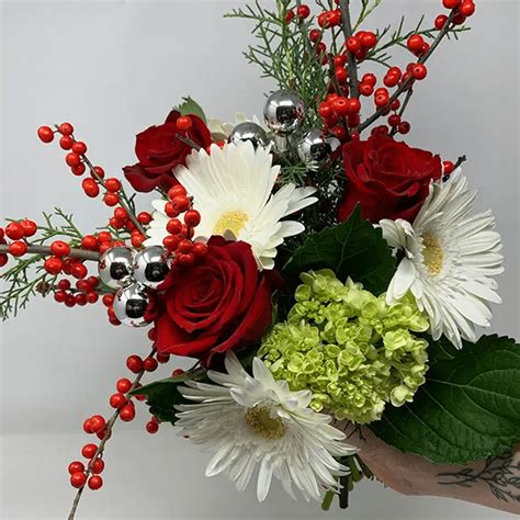Prebooking Christmas Ts And Flowers To Make Christmas Merry And Bright