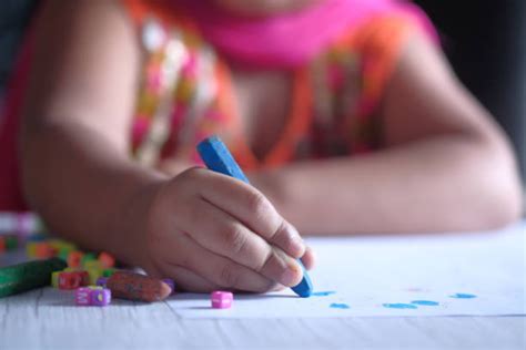 Book Drawing Workshop- Redefine Your Creativity! online on PiggyRide