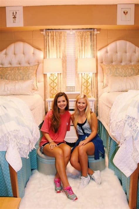Ole Miss Dorm Room Goes Viral With Amazing Design Makeover Ole Miss