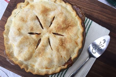 We Tried Joanna Gaines Sweet Twist On Apple Pie Taste Of Home