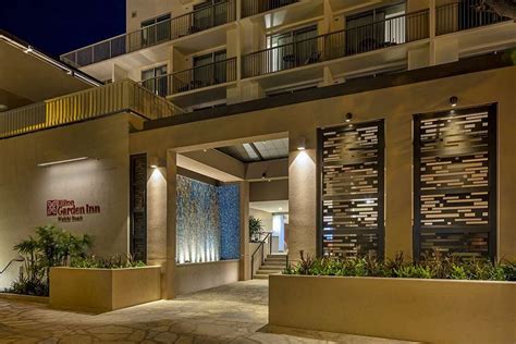 Hilton Garden Inn Waikiki Beach Updated 2023 Prices Reviews And Photos Oahu Hawaii Hotel