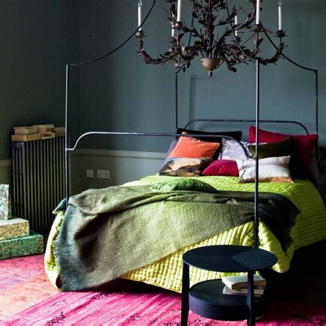 32 Decorating Dark Rooms That Embrace Moody Hues