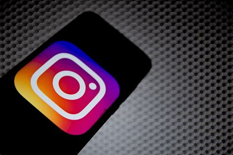 Instagram Starts Testing The Return Of Chronological Feeds