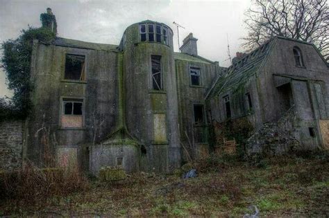 Odd Old Abandoned Houses Creepy Old Houses Creepy Houses