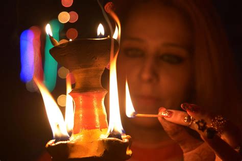 Diwali 2016: Mythology of the Indian festival of lights and how to celebrate it