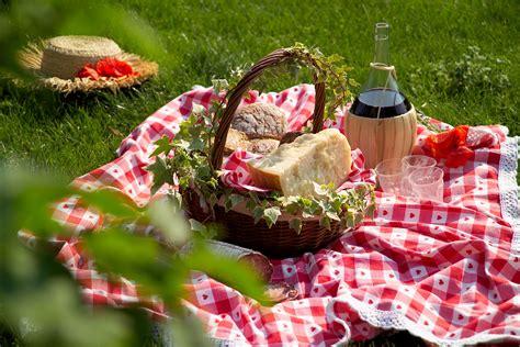 Picnic Wallpapers Images Photos Pictures Backgrounds