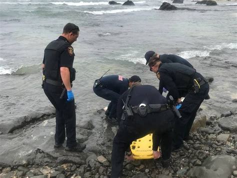 Mans Body Found Offshore Half Moon Bay Ritz Carlton Smc Sher Half