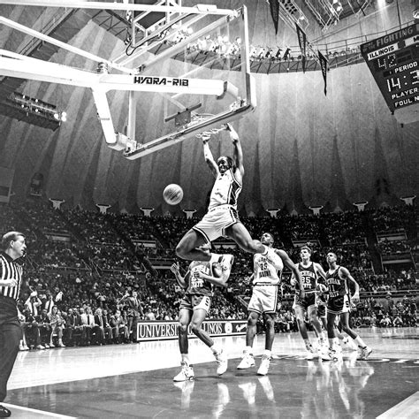 Fighting Illini Athletics Announce Hall of Fame Class of 2023 width=