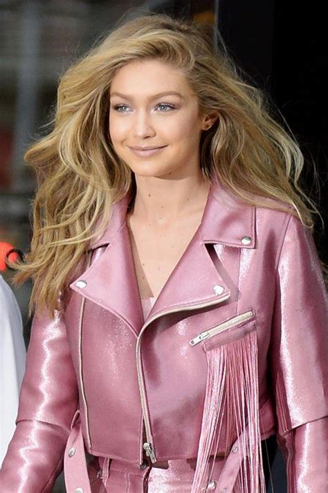 gigi hadid s hairstyles and hair colors steal her style gigi hadid hair gigi hadid outfits