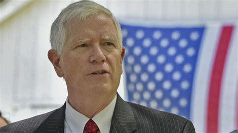 Rep Brooks Offers To Drop Out Of Alabama Senate Race To Clear Way For