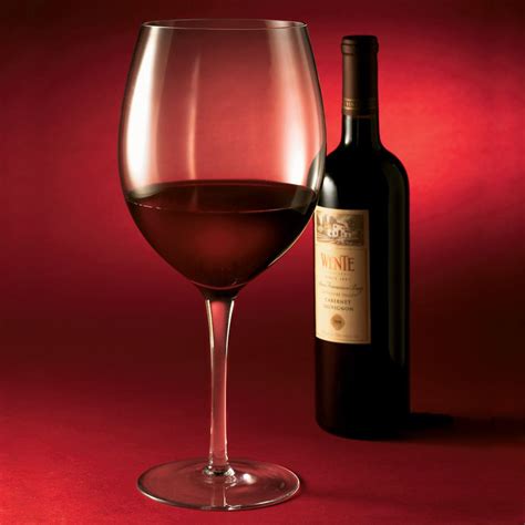 collection 100 images wine glass on top of bottle full hd 2k 4k 11 2023