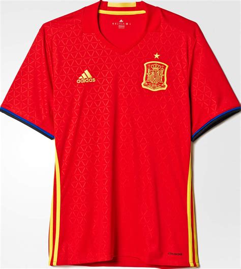 Actualité du football par maxifoot. Espagne Euro 2016 maillots de football Euro 2016