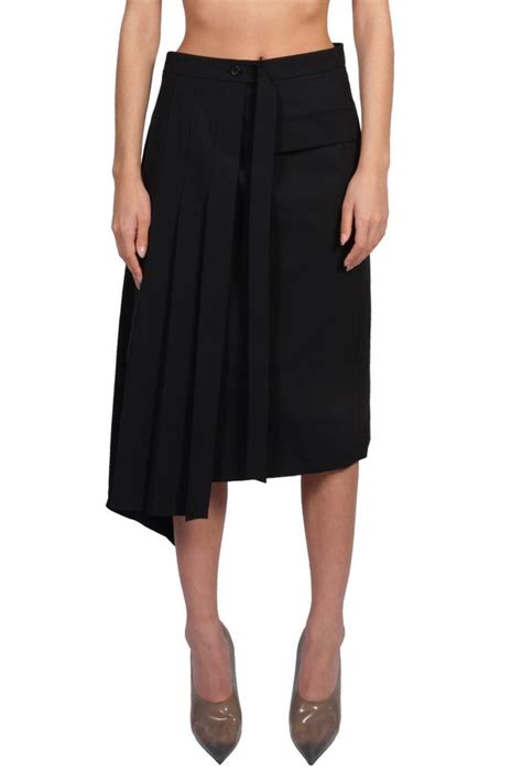 Asymmetric Pleated Skirt Garmentory