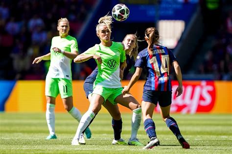 Uefa Womens Champions League Fc Barcelona Klopt Vfl Wolfsburg