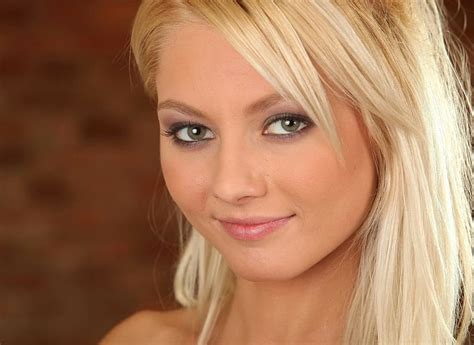 Hd Wallpaper Annely Gerritsen Women Pornstar Green Eyes Portrait