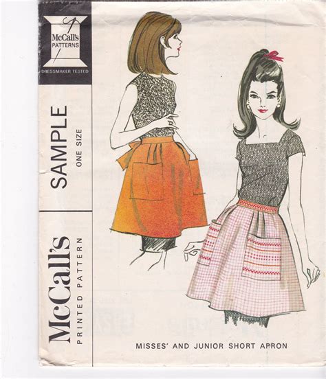 Classic Half Apron Misses And Junior One Size Pleated Etsy In 2020