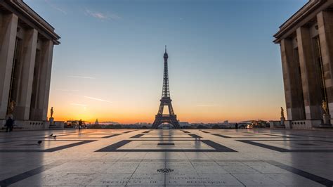 View Of Eiffel Tower And The Trocadéro At Sunrise From Esplanade Of