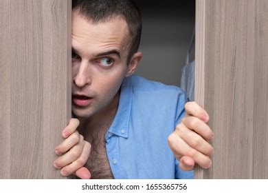 Naked Man Lover Hiding Closet Clothing Foto Stock Editar Agora