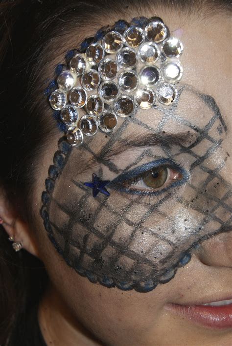 Makeup Perfect For A Masquerade Ball Masquerade Ball Costume Makeup