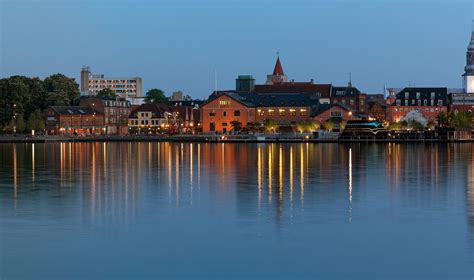 La danimarca la danimarca è una monarchia con una regina come capo di stato e un primo ministro come leader politico. Aalborg, Danimarca: cosa vedere della città danese - Viaggi in Europa