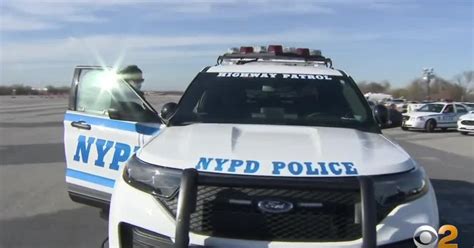 The Ultimate Police Vehicle Cbs2 Rides Along In Nypd Highway Units