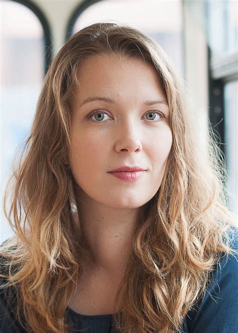 Spaß an der scharfen zunge „der vorname, mit dem der theaterzyklus (…) einen glücksgriff tat, ist eines jener geistreichen. Katja Rosin - Schauspielerin - Schauspielagentur ...