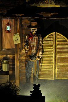 Wild west gold slot really does resemble dead or alive and dead or alive 2 in more ways then one including the high volatility. 1000+ images about Halloween Ghost Town/Wild West on ...