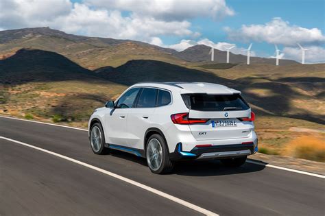 Bmw Redesigned The X1 For 2023 Adding An All Electric Ix1 Trim The Verge