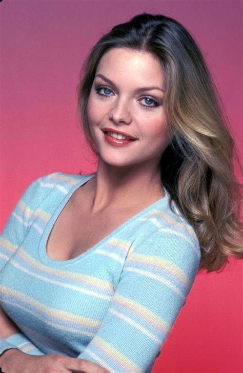 Michelle pfeiffer on 'french exit,' her new business and what she hated about the catwoman. 25 Fascinating Photographs of a Young Michelle Pfeiffer in ...