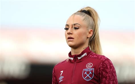 Everton Sign Alisha Lehmann From West Ham On Loan For The Rest Of The