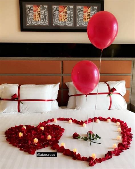 Create A Romantic Valentine S Day Bedroom Using Your 5 Senses Fun Home Design Romantic Room