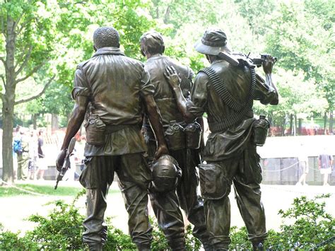 Washington Dc Vietnam Statue Three Soldiers Id