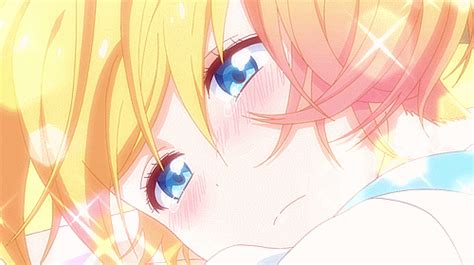 Chitoge Raku Gifs Find Share On Giphy