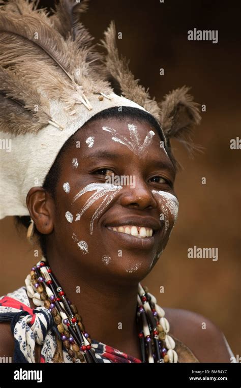 Kikuyu Woman Nyeri Central Highlands Kenya Stock Photo Alamy