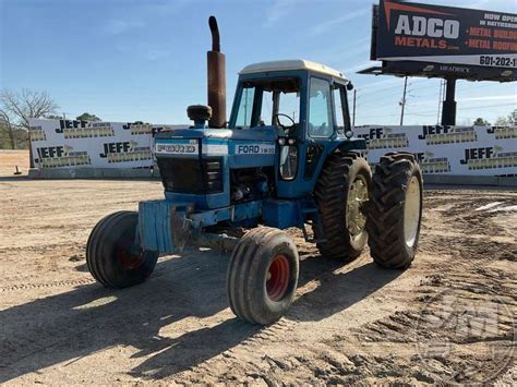 Ford Tw 20 Tractor Jeff Martin Auctioneers Inc