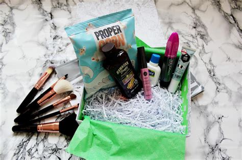 All About Fashion Beauty Glossybox Glossy Getaway May Box Review