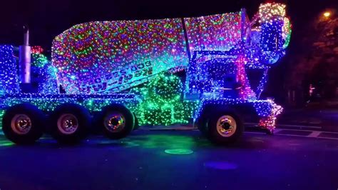 Outlandish Decorated Cement Truck's Christmas 2016 - YouTube