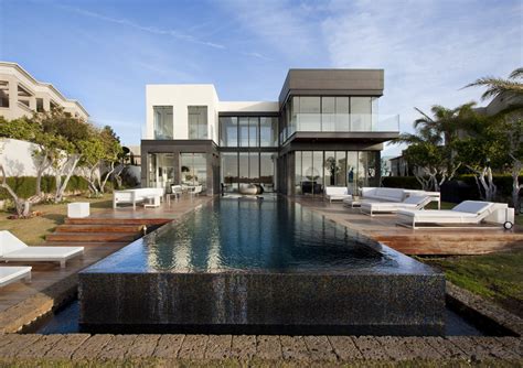Modern Luxury Villas Designed By Gal Marom Architects