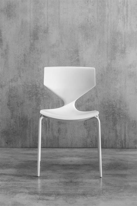 Quo Stool 910 41 And Designer Furniture Architonic